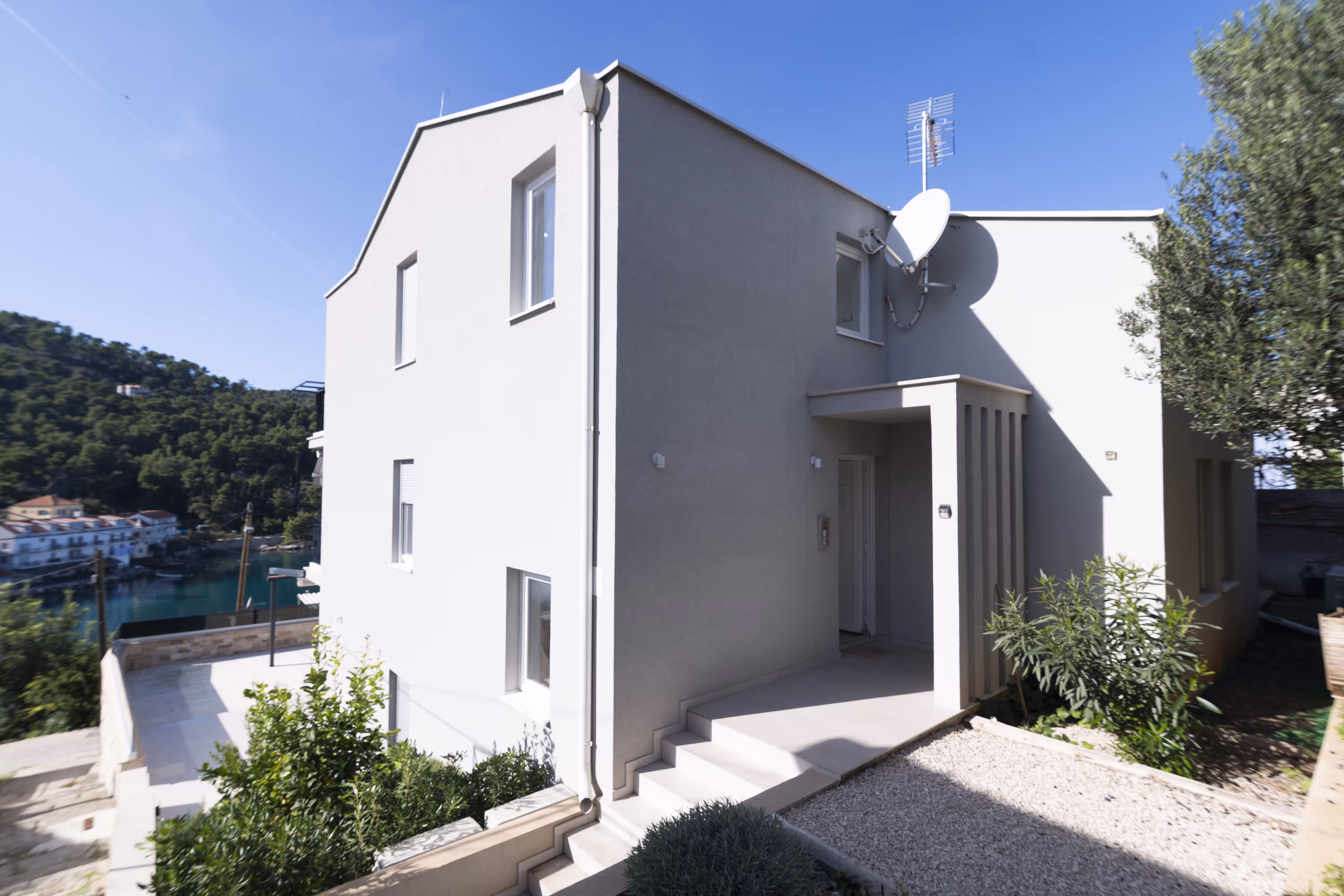 Bartol- Apartmani Zoran-AVIF